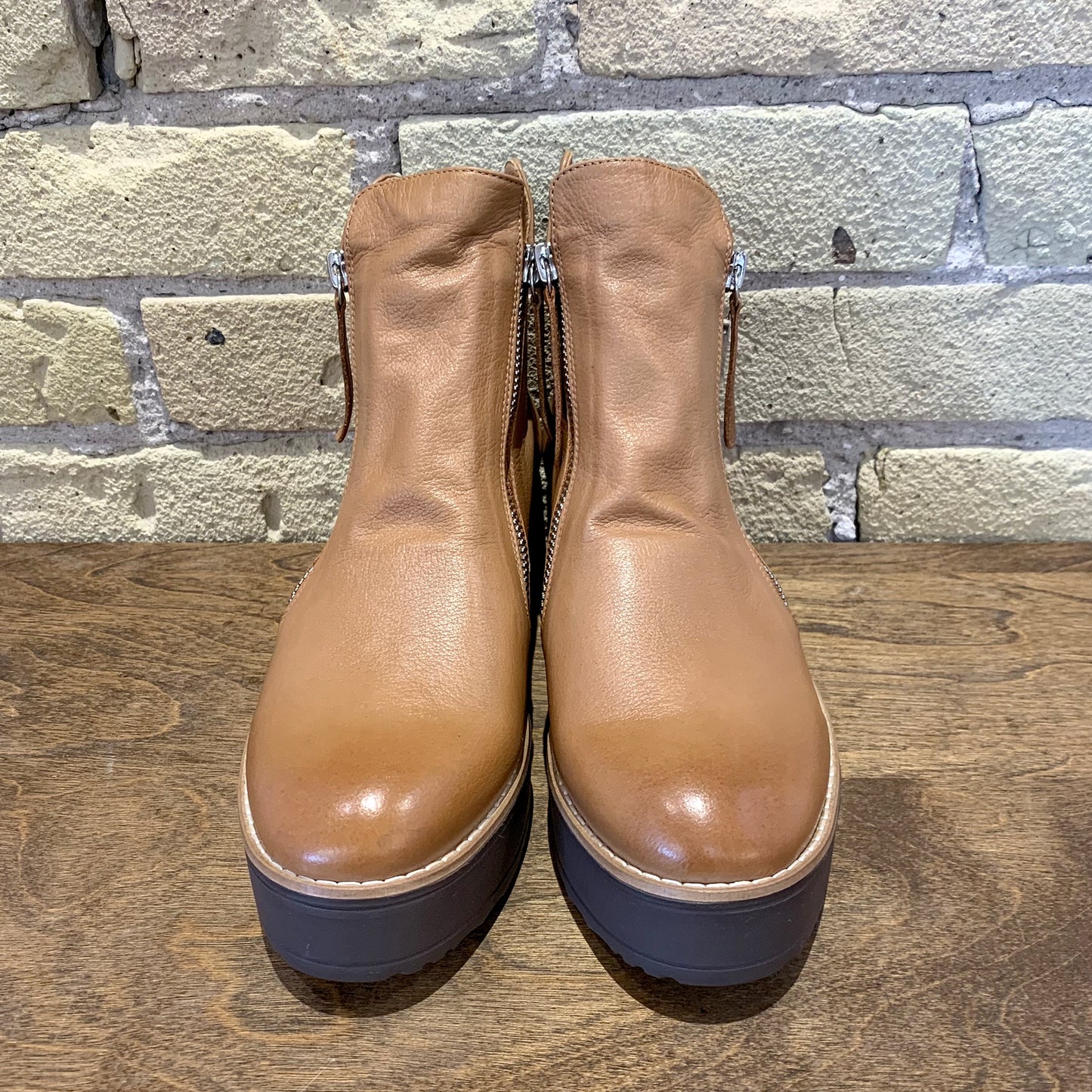 Silent D Nene Tan Leather Chocolate Sole