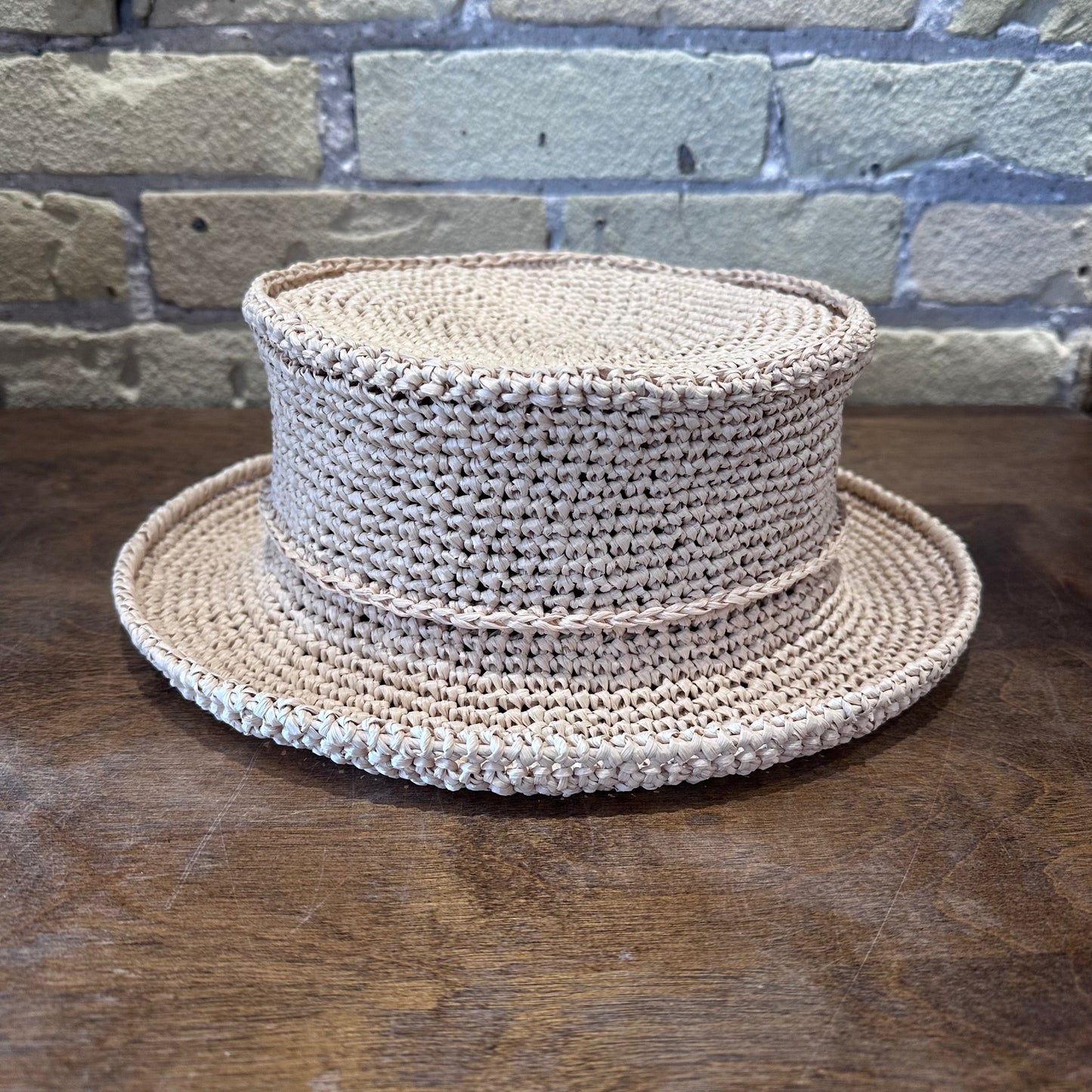 dot.s Natural Raffia Flat Top Plain