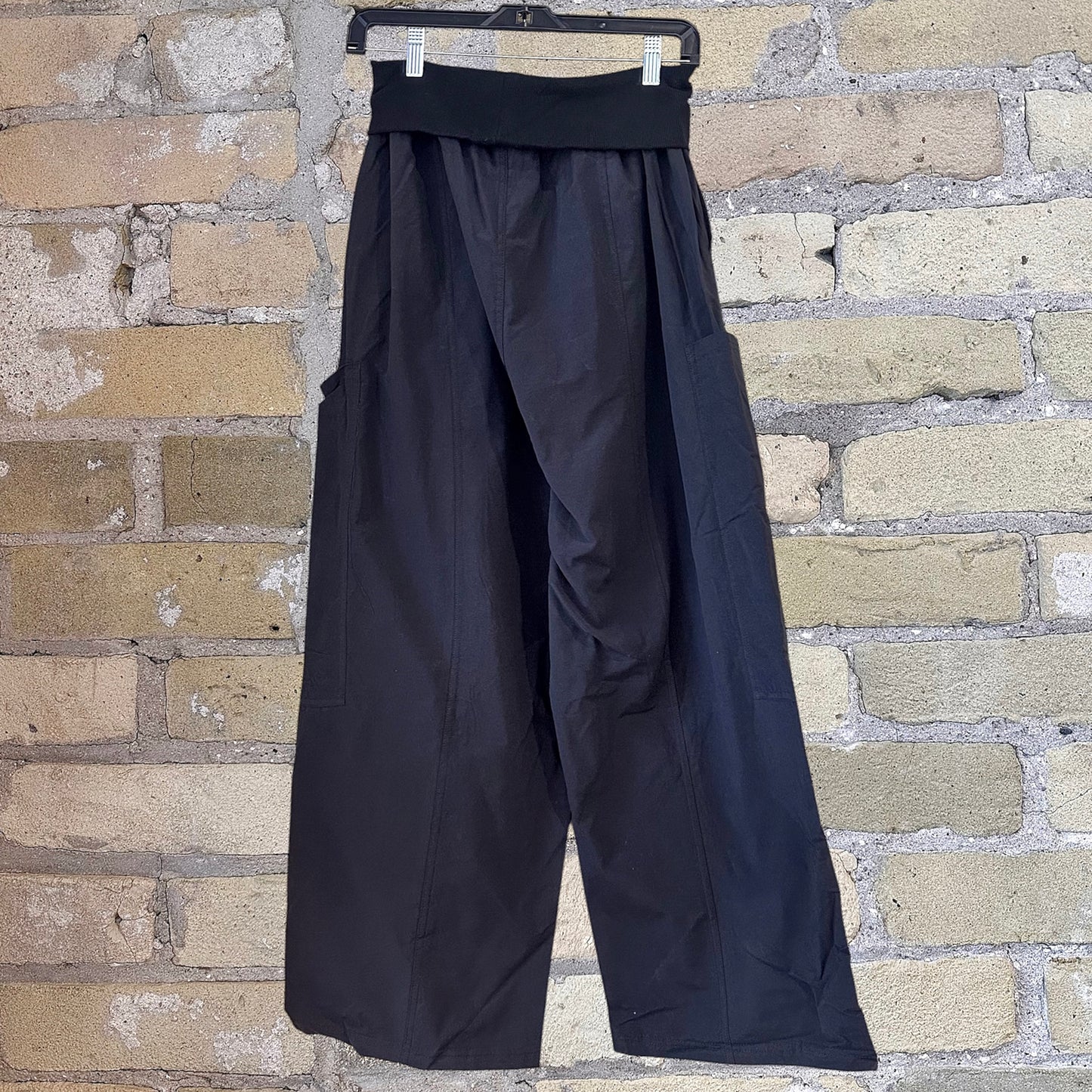 Mono B Wide Leg Cropped Pant