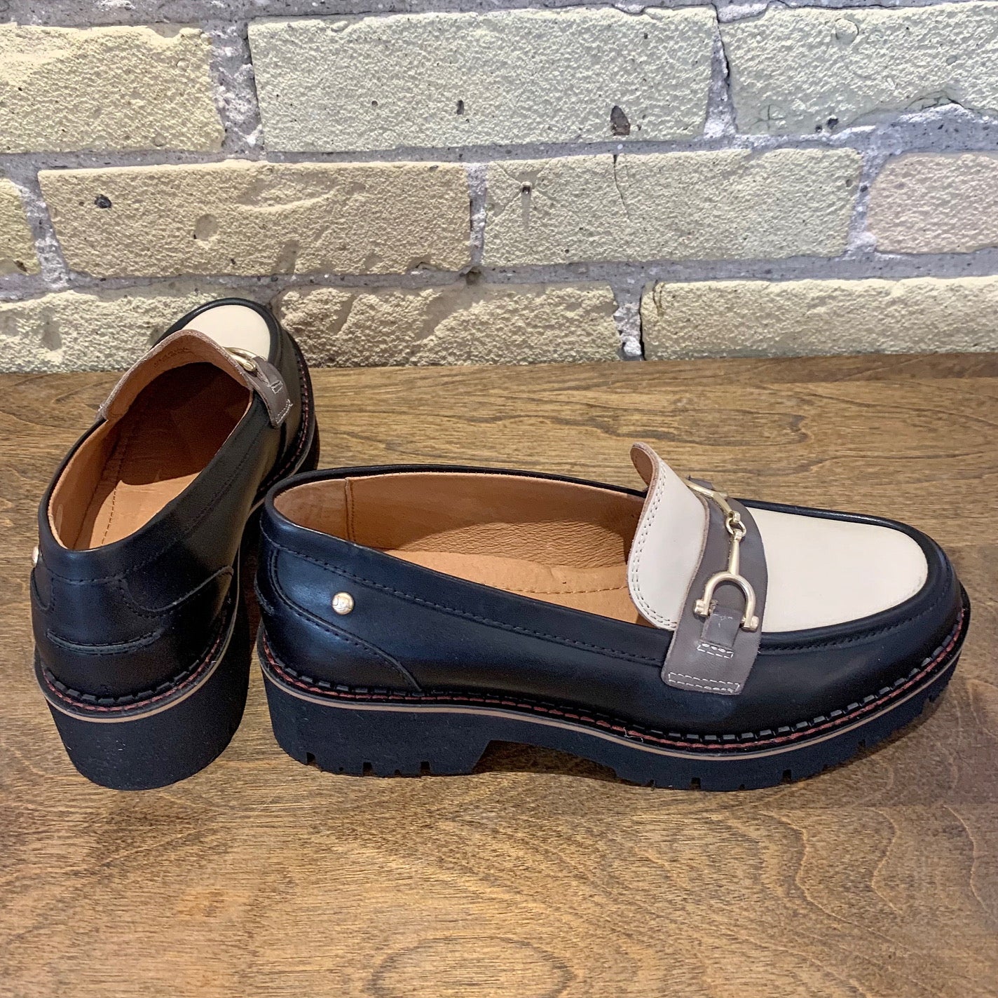Pikolinos Vicar W6S-3889C2 Loafer
