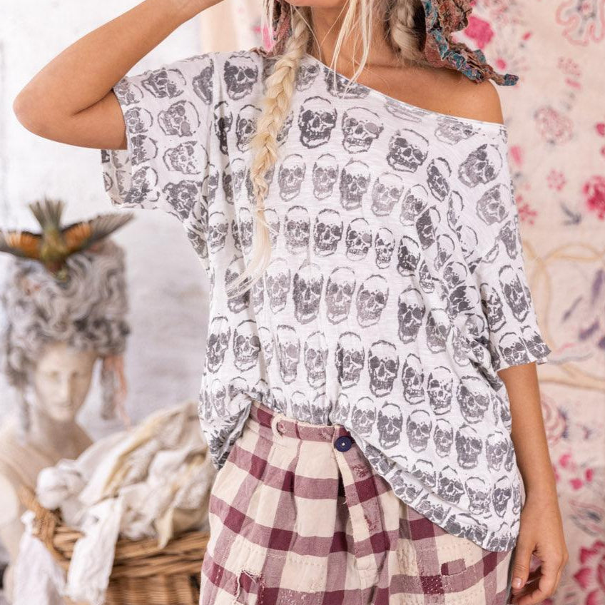 Magnolia Pearl Skulls Tee