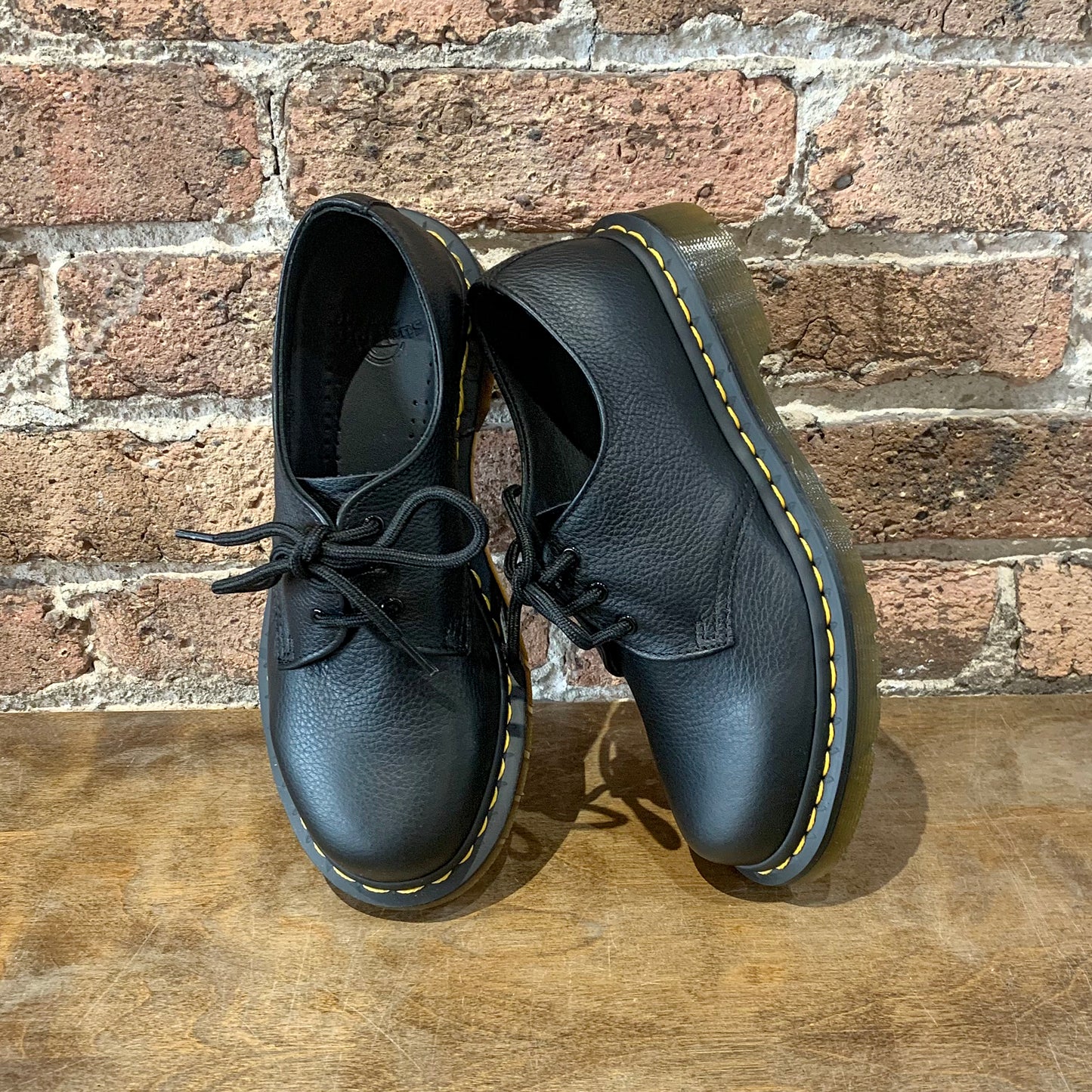 Dr. Martens 1461 Women's Virginia Oxford