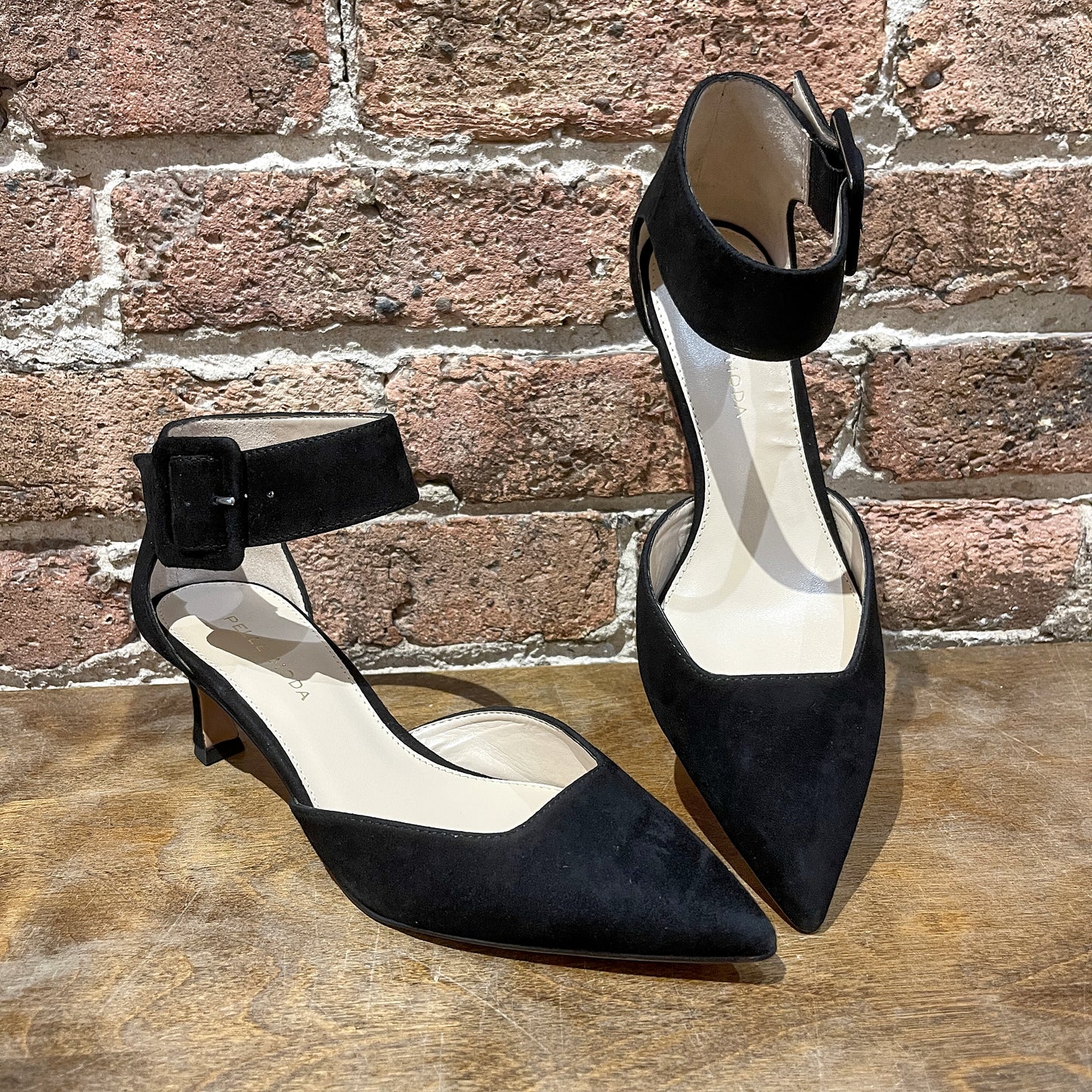 Pelle Moda Ciann Low Heel