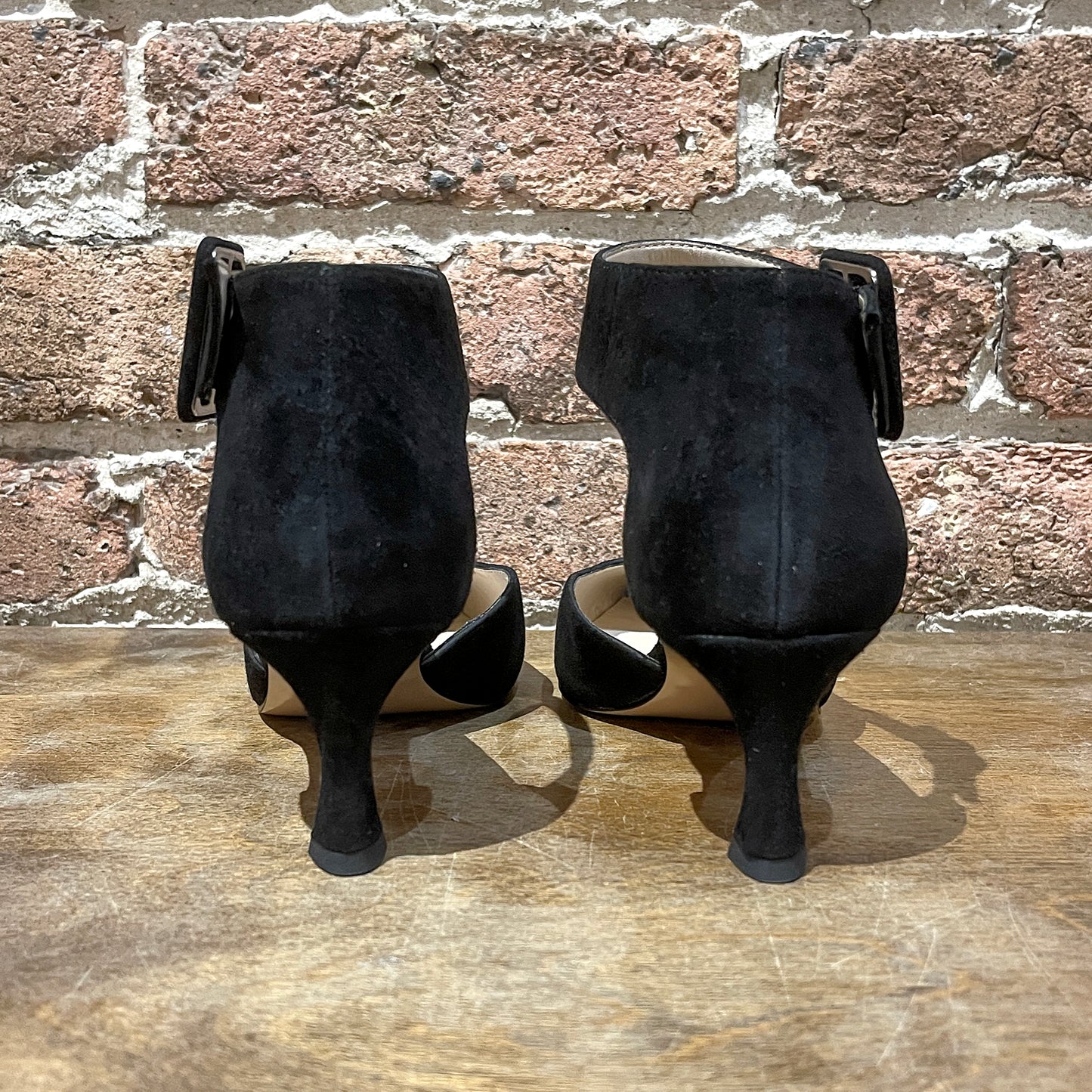 Pelle Moda Ciann Low Heel