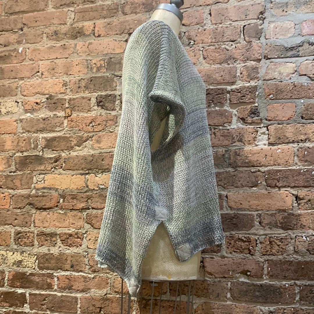 BZ Summer Poncho Grey