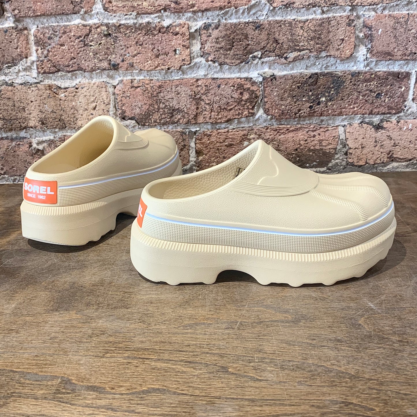 Sorel CARIBOU™ CLOG