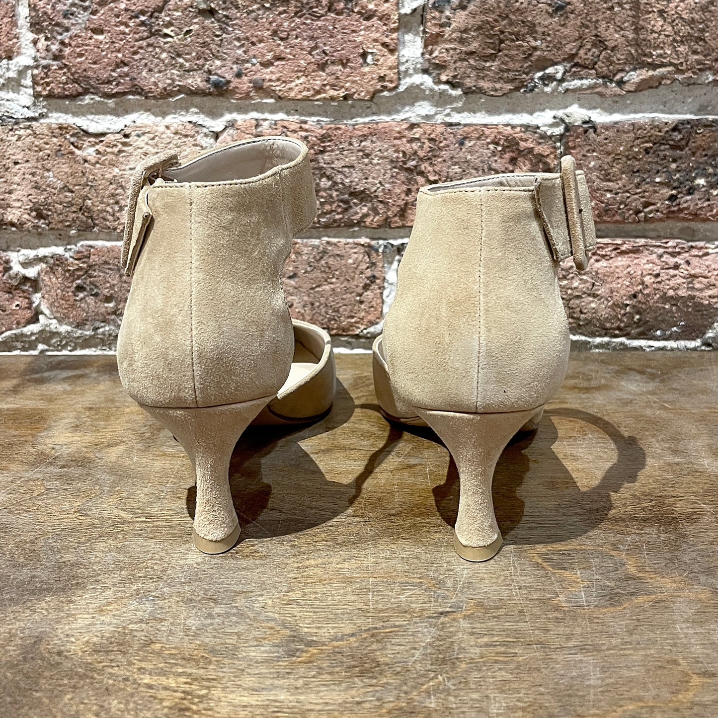 Pelle Moda Ciann Low Heel