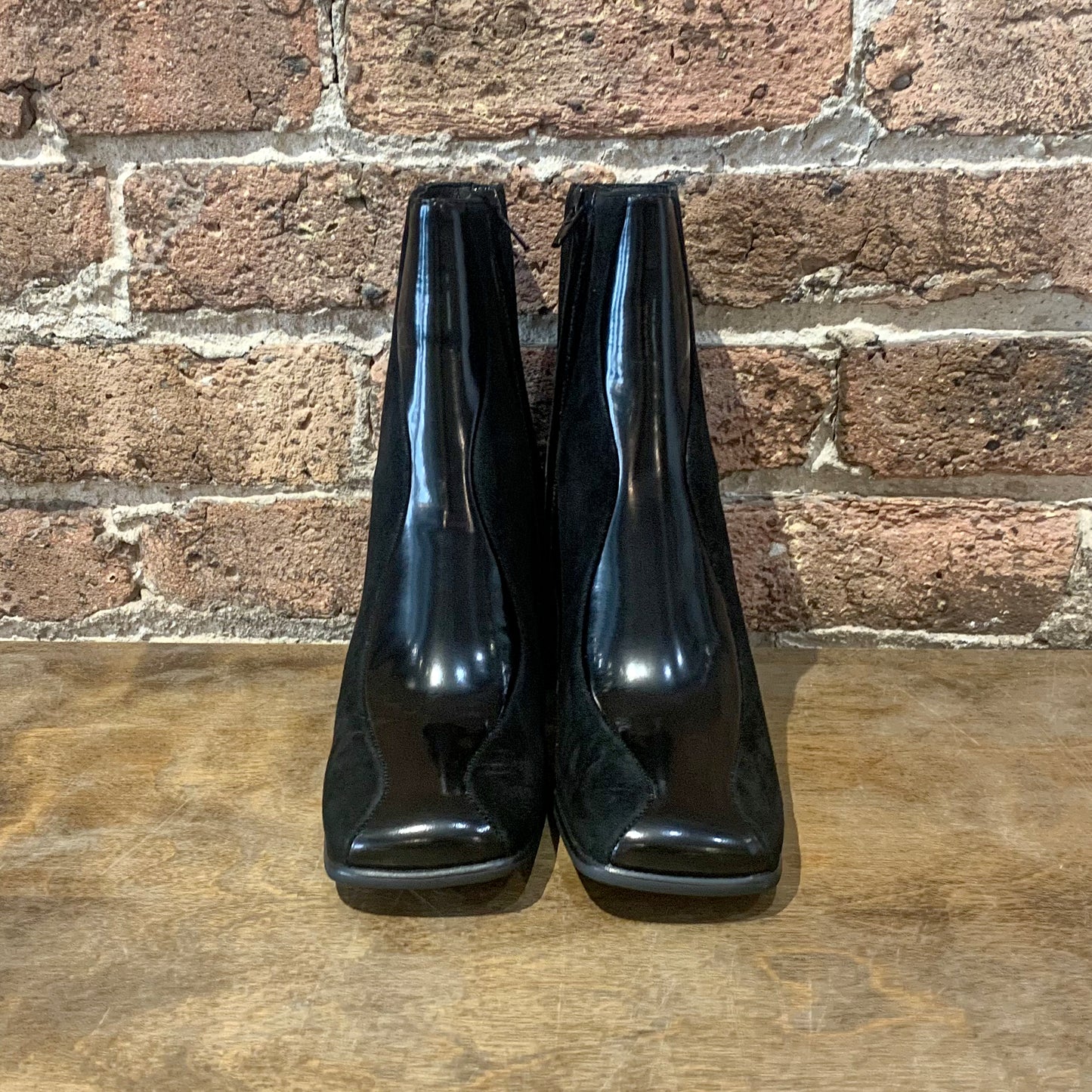Jeffrey Campbell Lavalamp