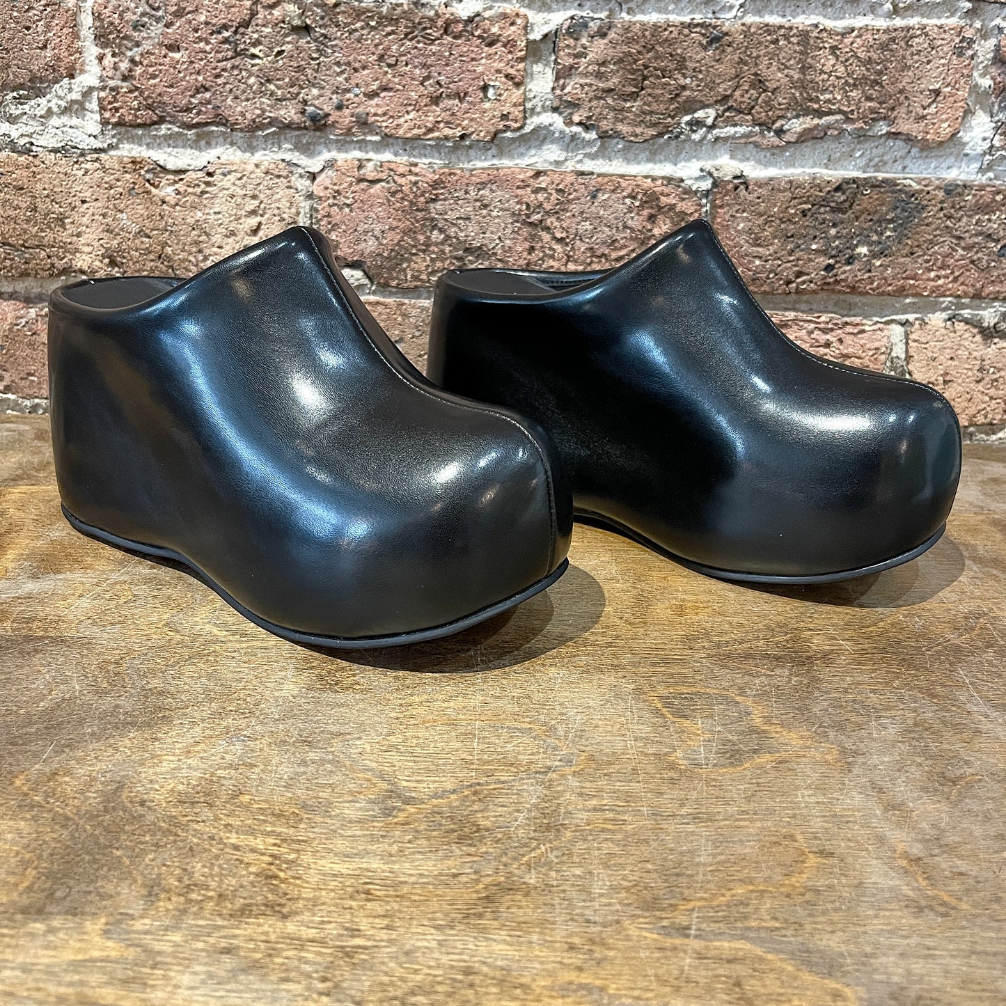 Jeffrey Campbell Cloggin