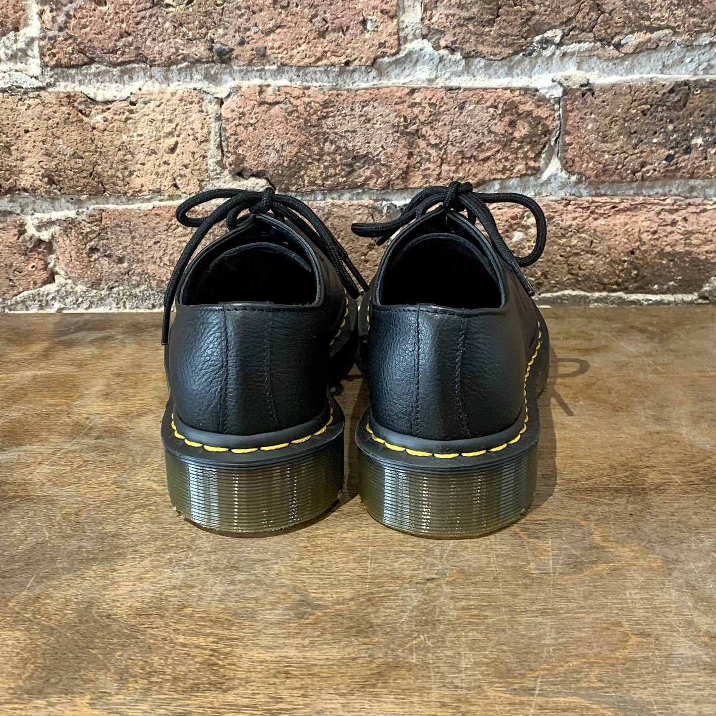 Dr. Martens 1461 Women's Virginia Oxford
