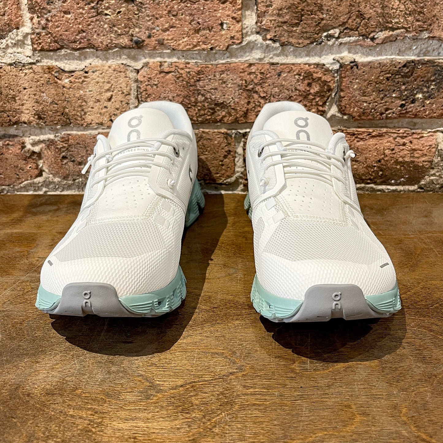 Cloud 5 M Undyed-White | Creek