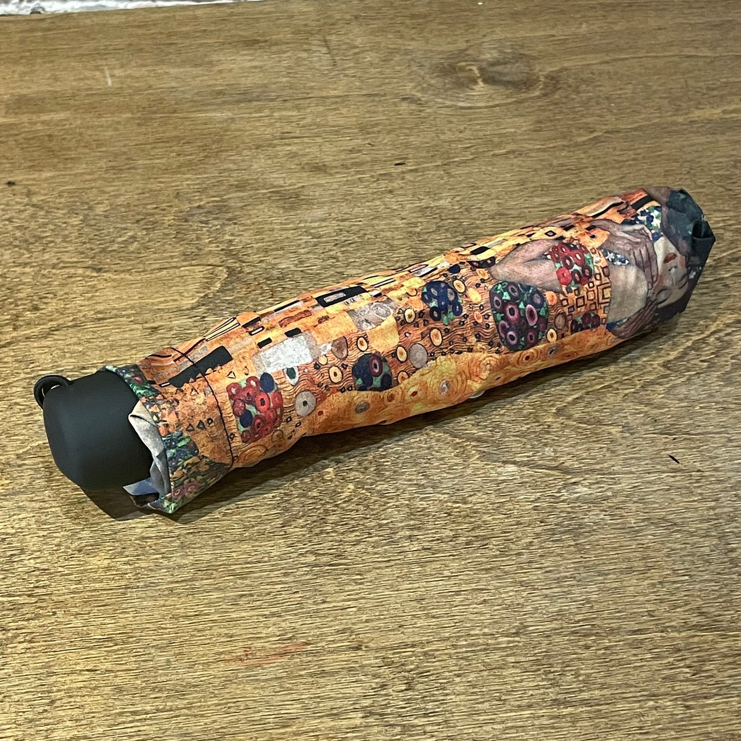 The Kiss Umbrella