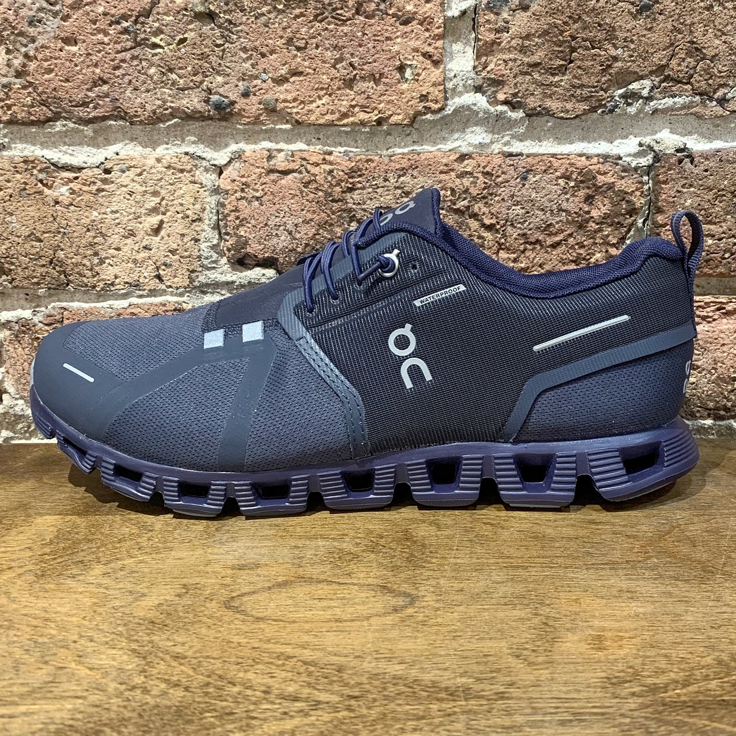 Cloud 5 M Waterproof Navy | Ink