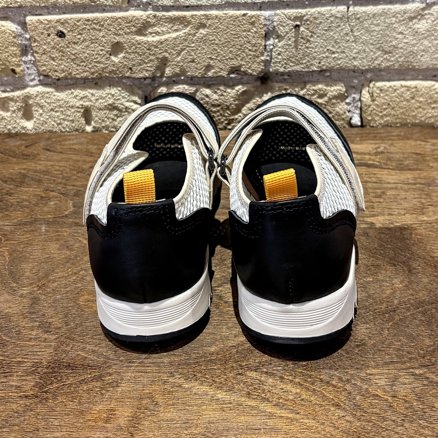 ALL BLACK MJ Mesh Sneak Beige