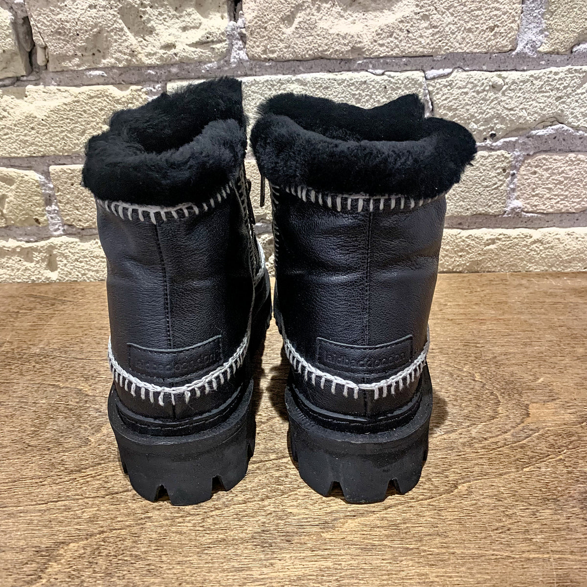 Laidback London Setsu 3.0 Black Leather Light Grey