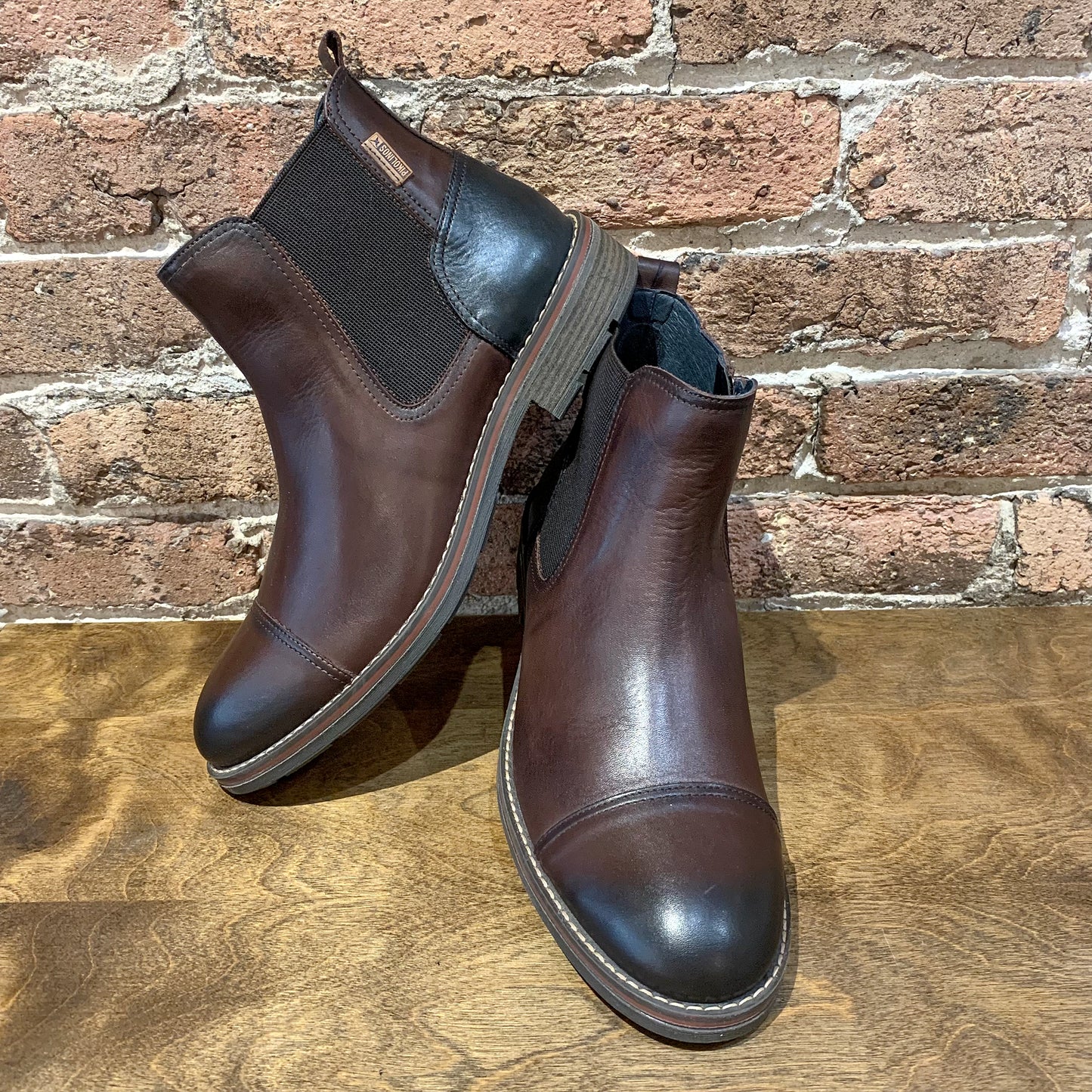 Pikolinos York Chelsea Boot