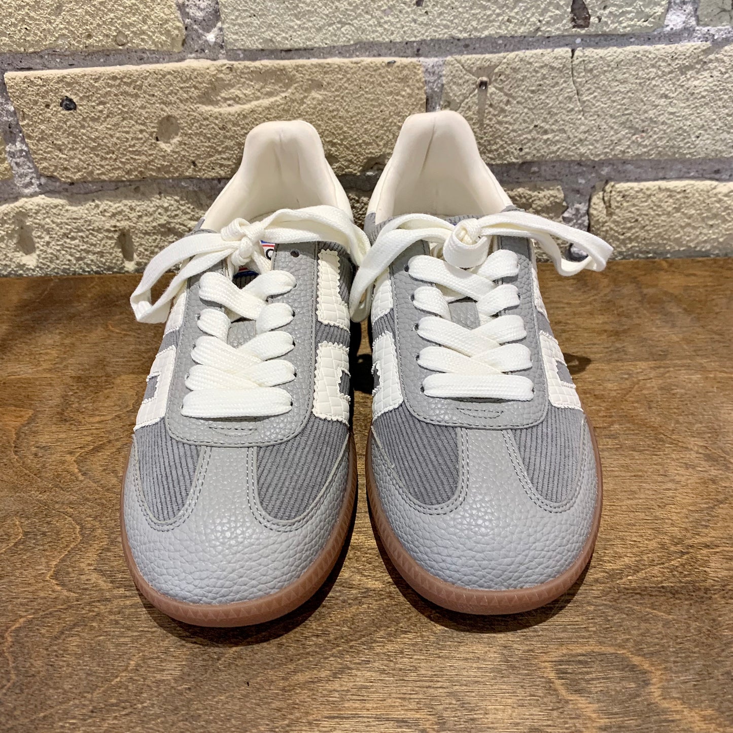 BACK 70 Cloud C Grey Milk