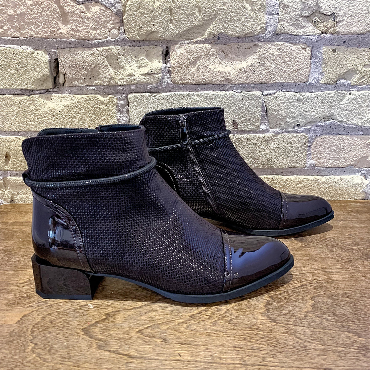 Azura Shelbi Chocolate Patent