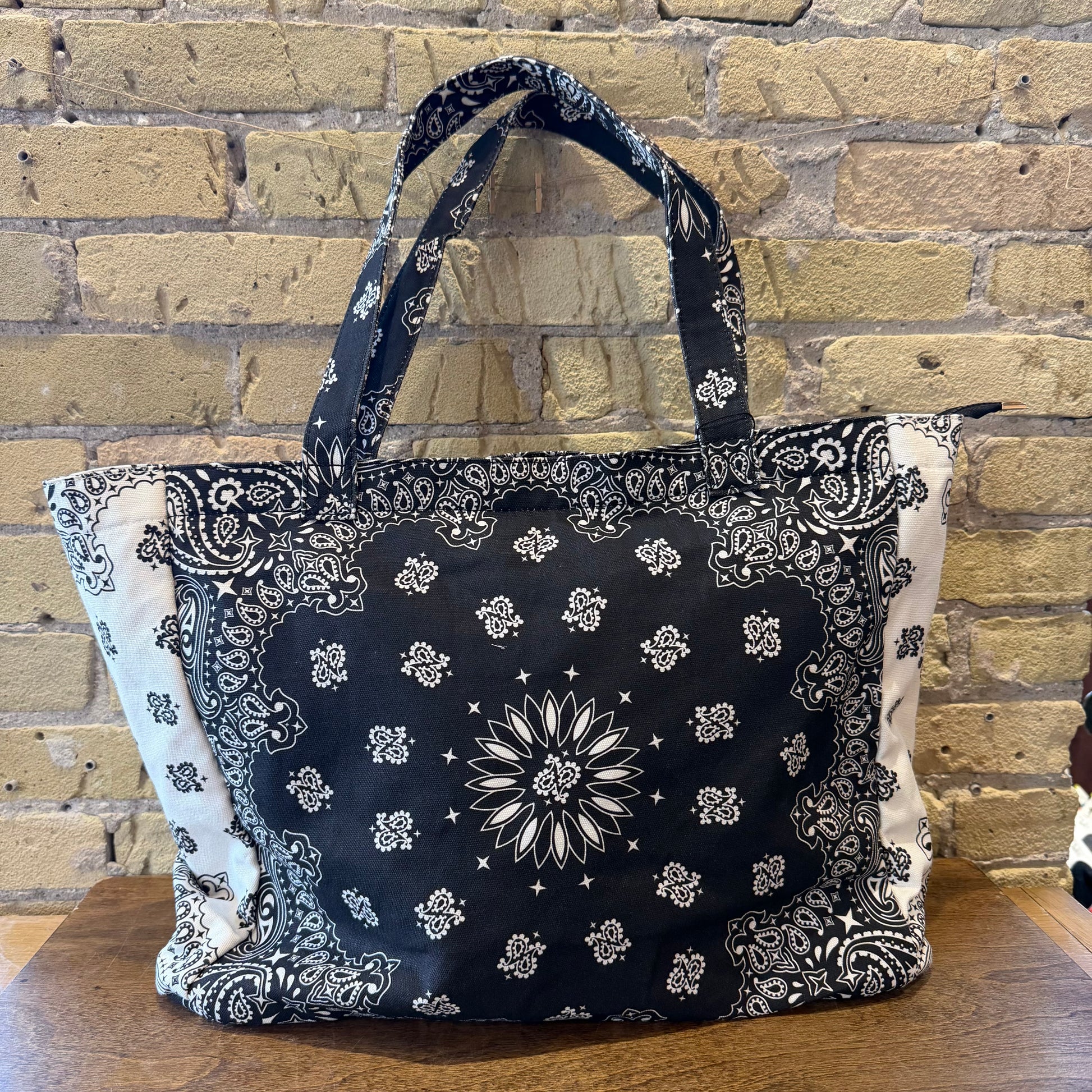 Bailey Black/White - shoostore
