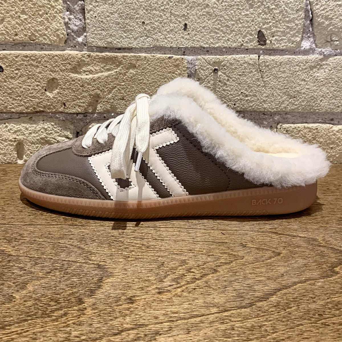 BACK 70 Easter FL Taupe Butter