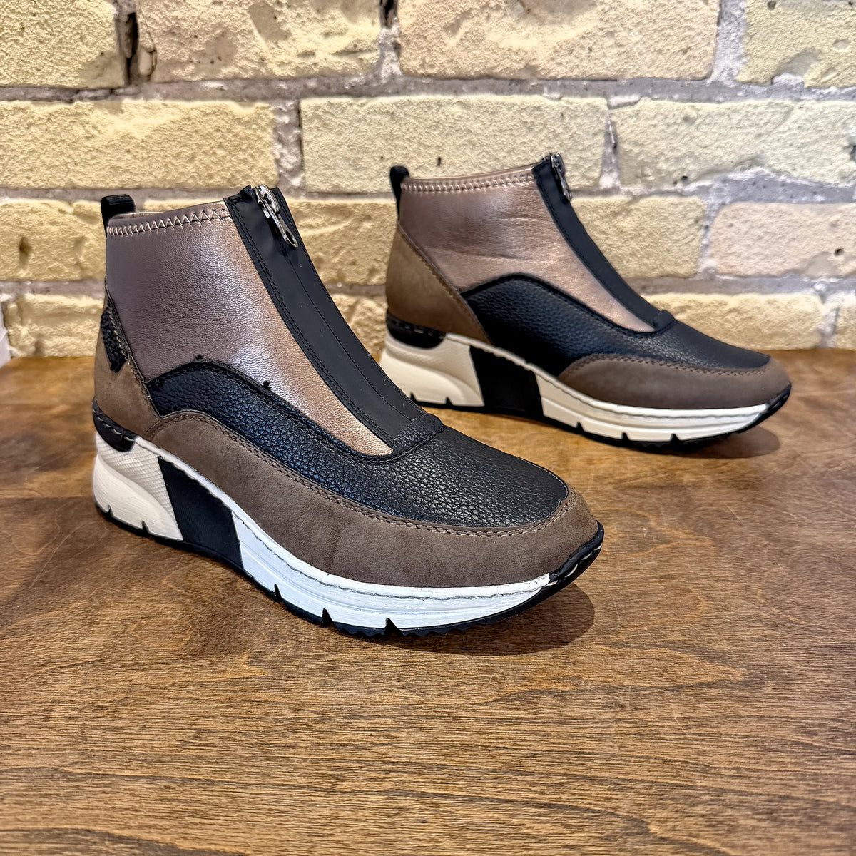 Rieker N6352 Kitty Brown - shoostore