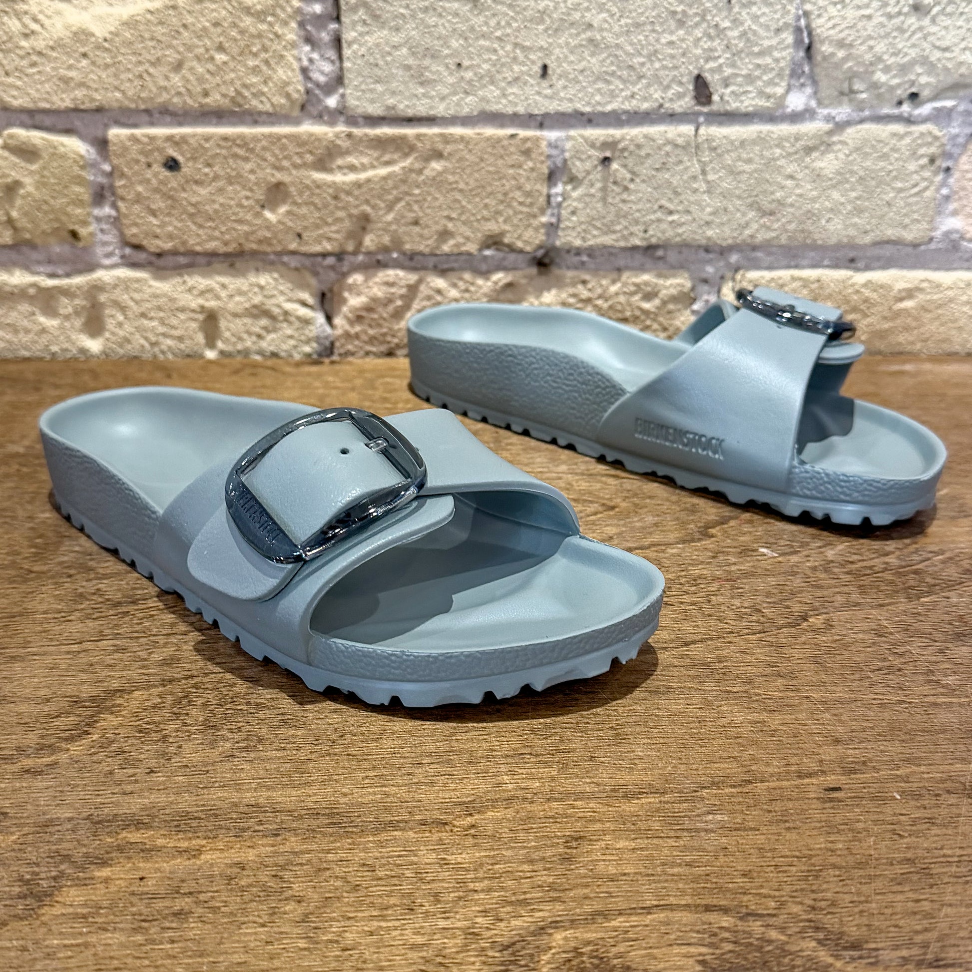 Madrid Big Buckle EVA Pure Sage - shoostore