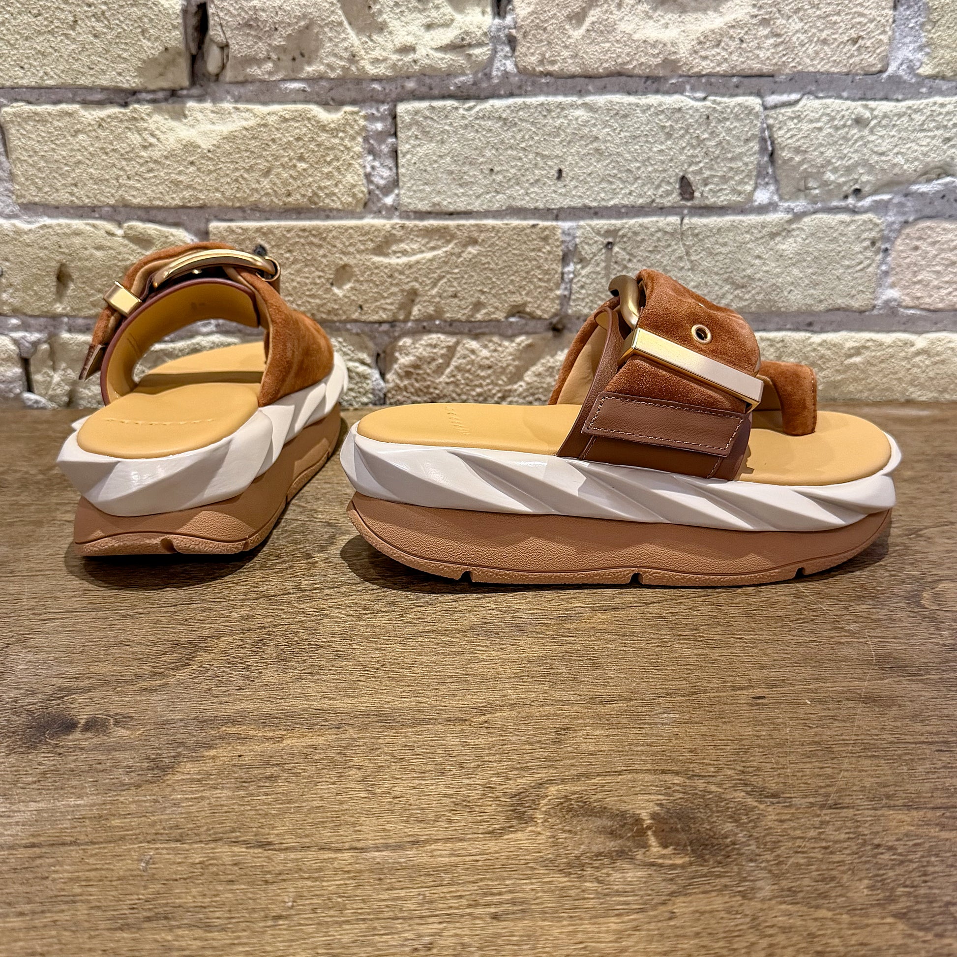Mellow Glow Soft Brown - shoostore