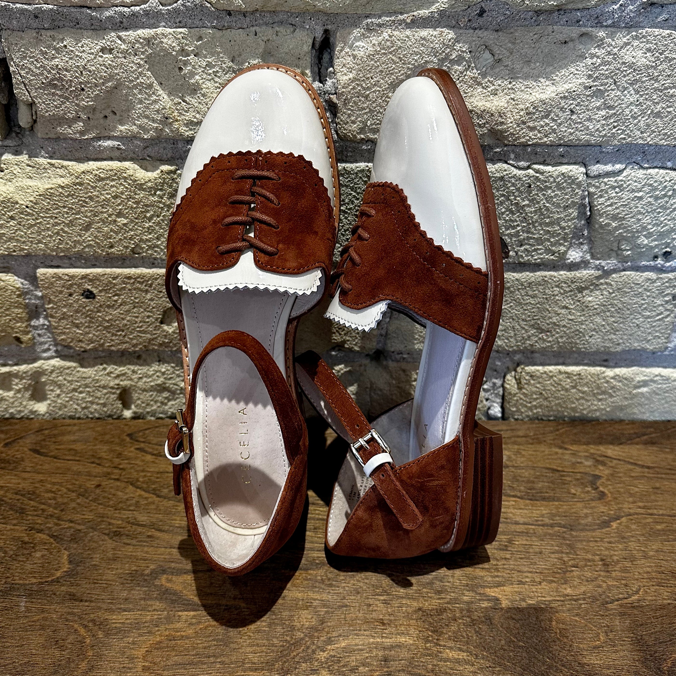 Cecelia Lemon – (shōō)