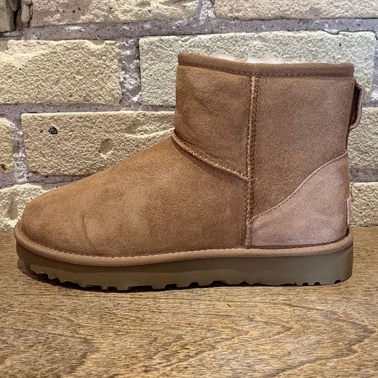 UGG Women's Classic Mini II