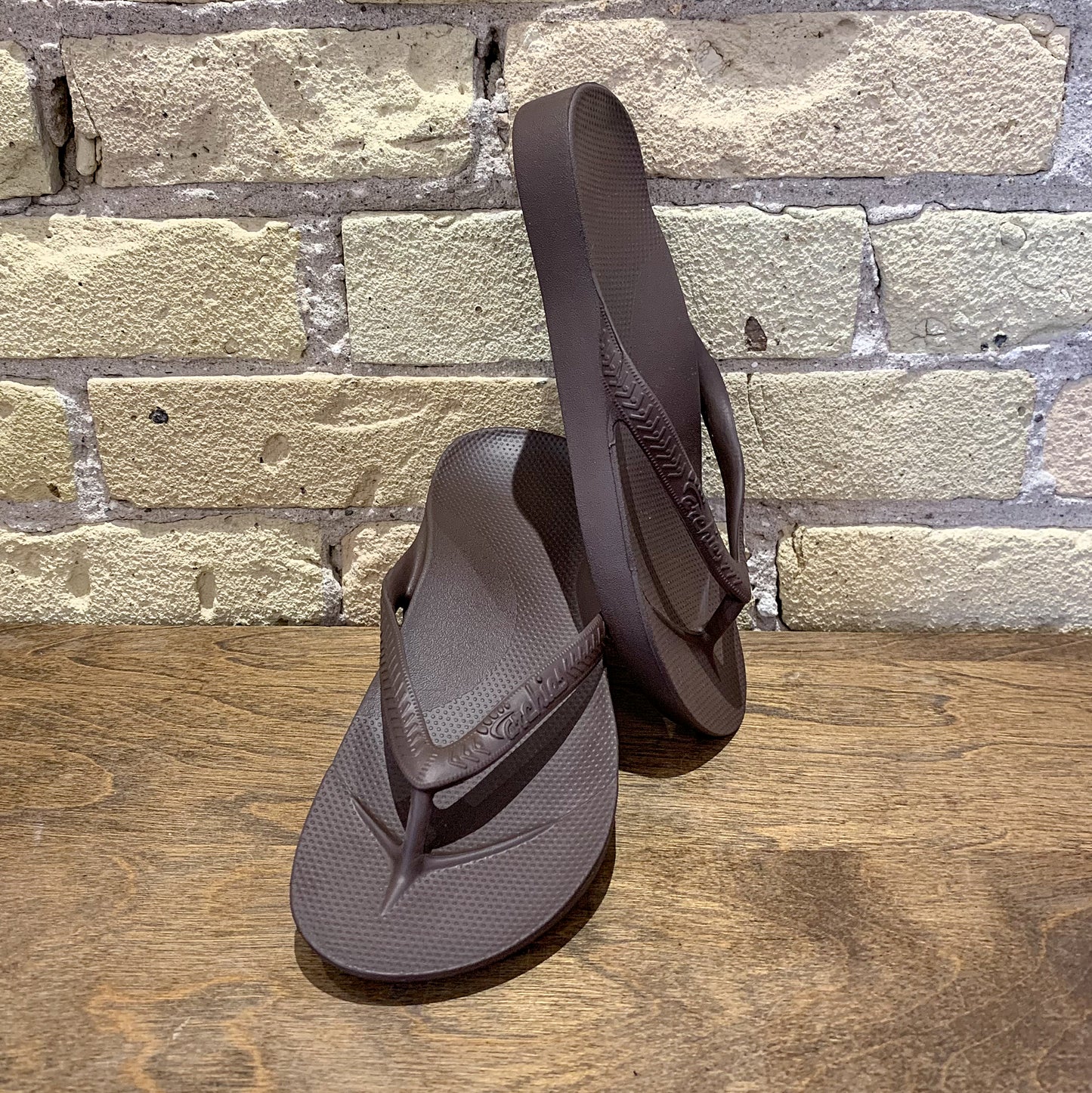 Archies Brown - Arch Support Flip Flops - shoostore