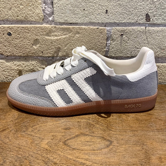 BACK 70 Cloud C Grey Milk