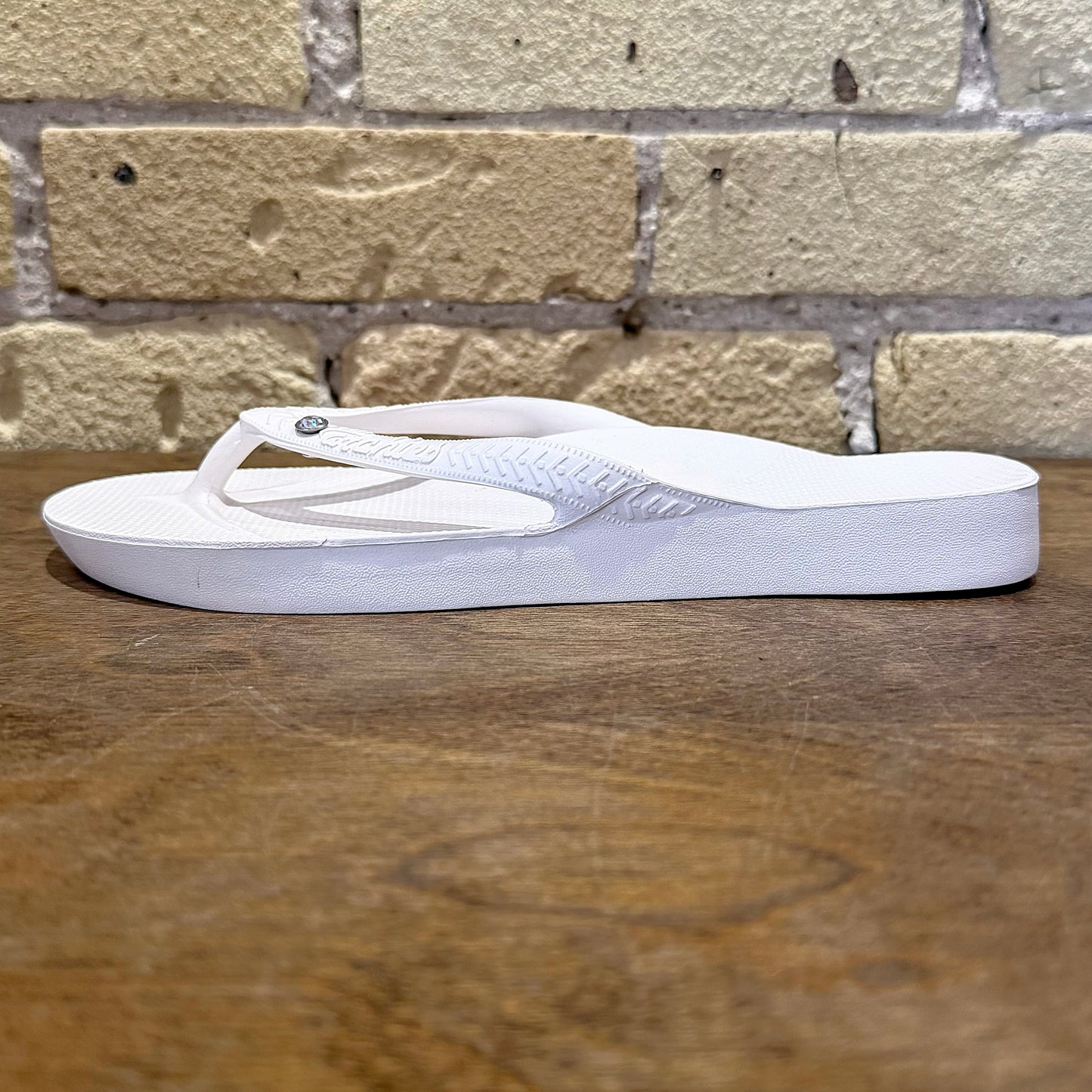 Archies Crystal White - Arch Support Flip Flops