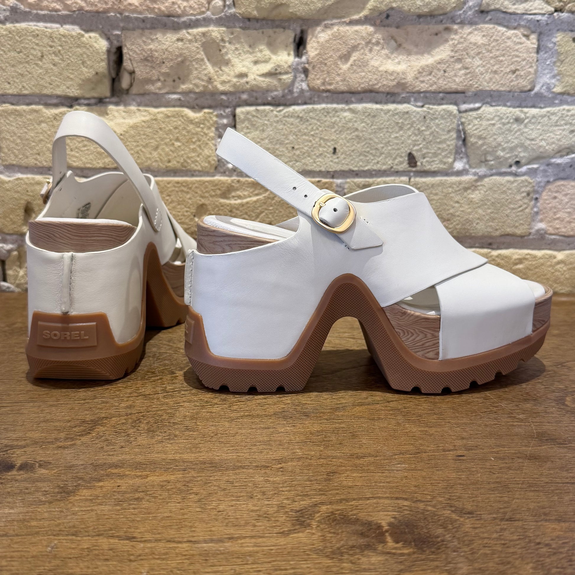 Roam'n™ Rise Heel Sandal Chalk/Gum - shoostore