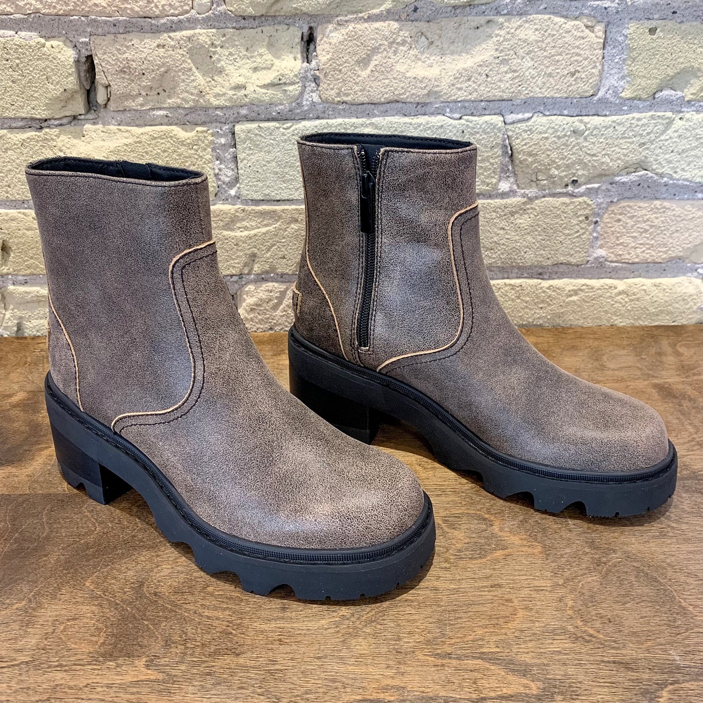Sorel JOAN NOW™ Zip Boot