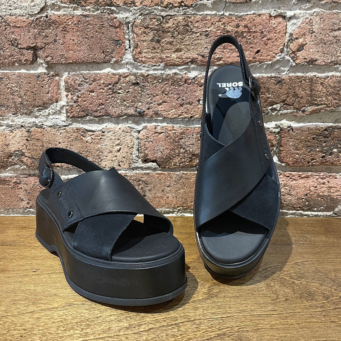 Dayspring™ Crisscross Sandal Black