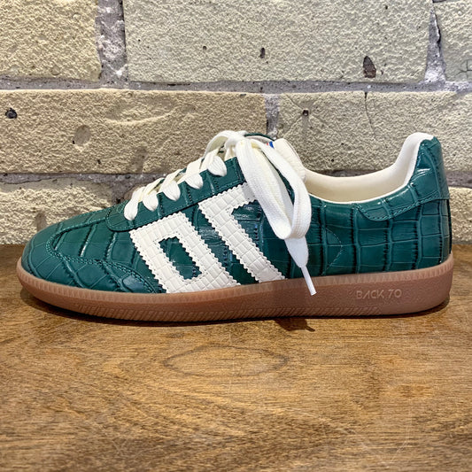 BACK 70 Cloud K Green Milk