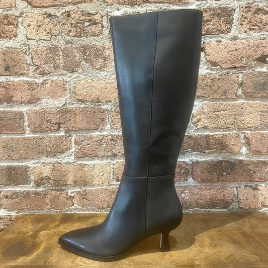 Dolce Vita Auggie Boots