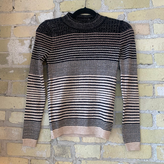 Heartloom Randall Top Black