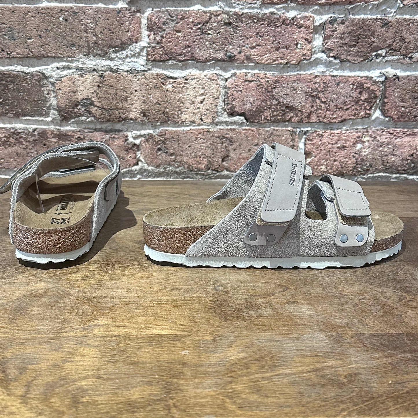 Birkenstock Uji Taupe Suede