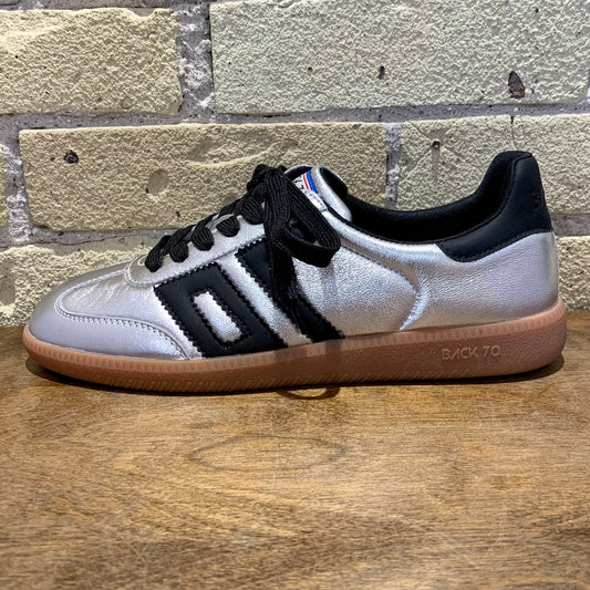 BACK 70 Cloud NM Silver Black