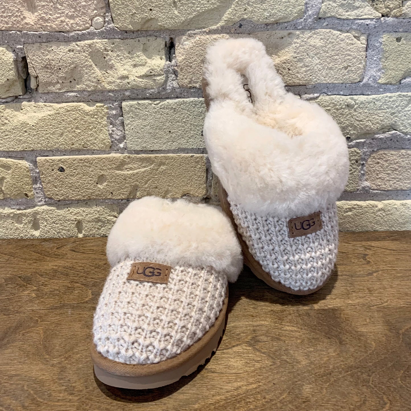 UGG Women's Cozy Slipper