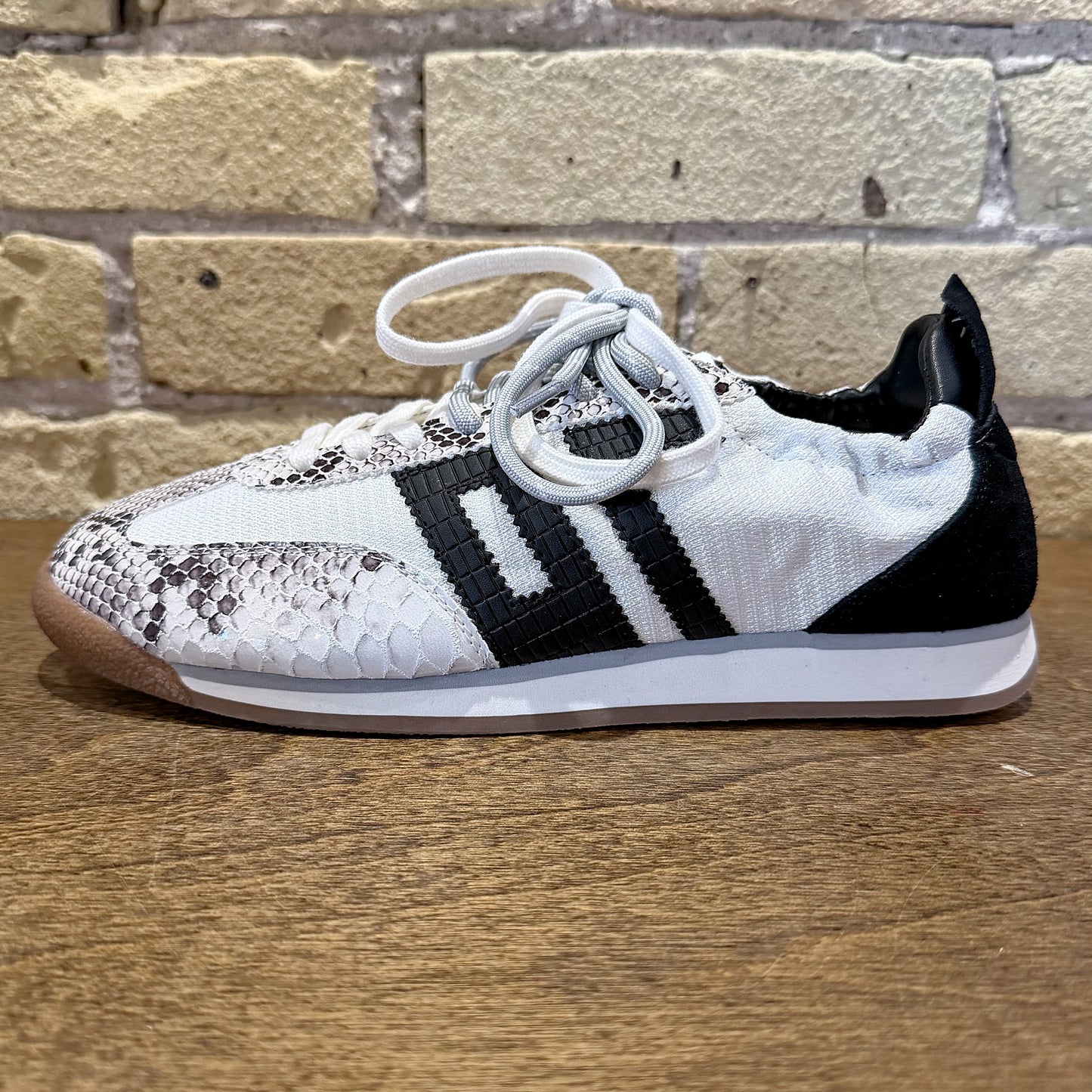 BACK 70 Rocket White/Stone - shoostore