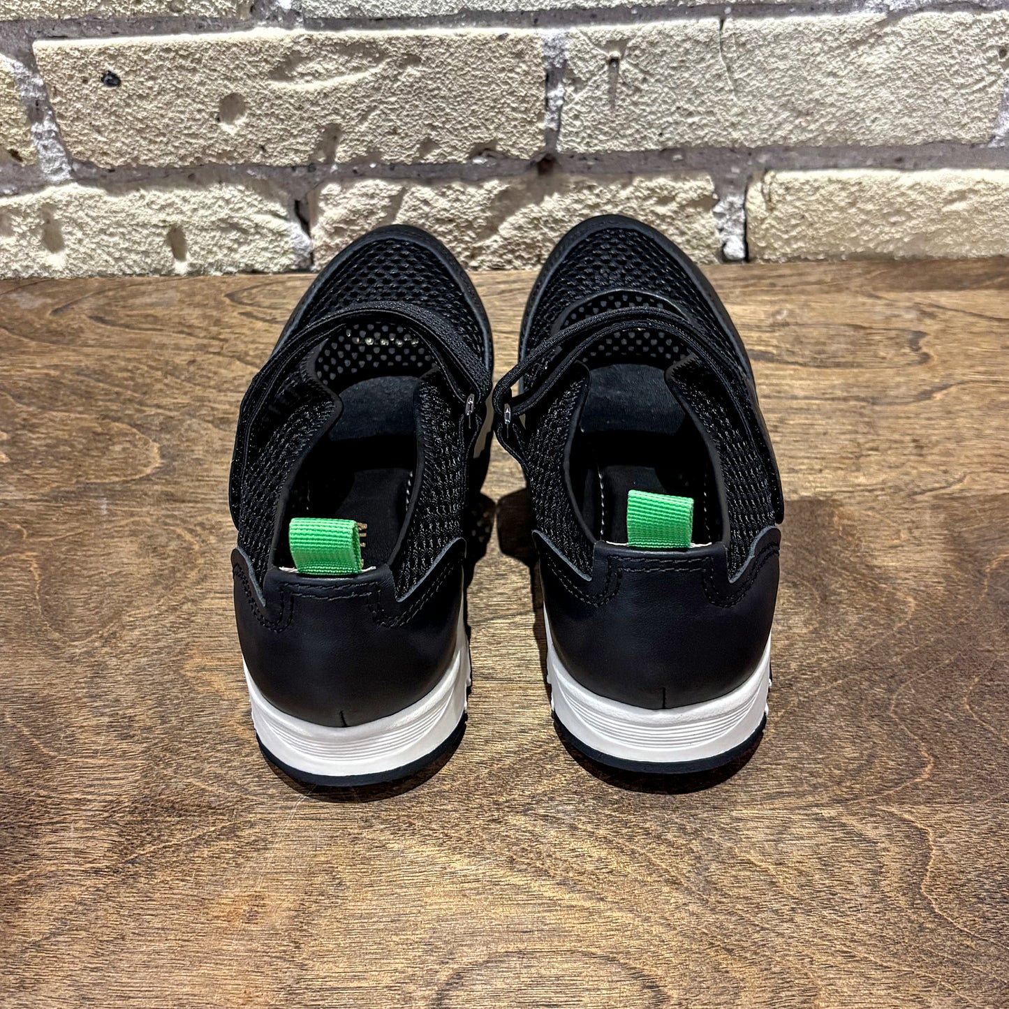 ALL BLACK MJ Mesh Sneak Black