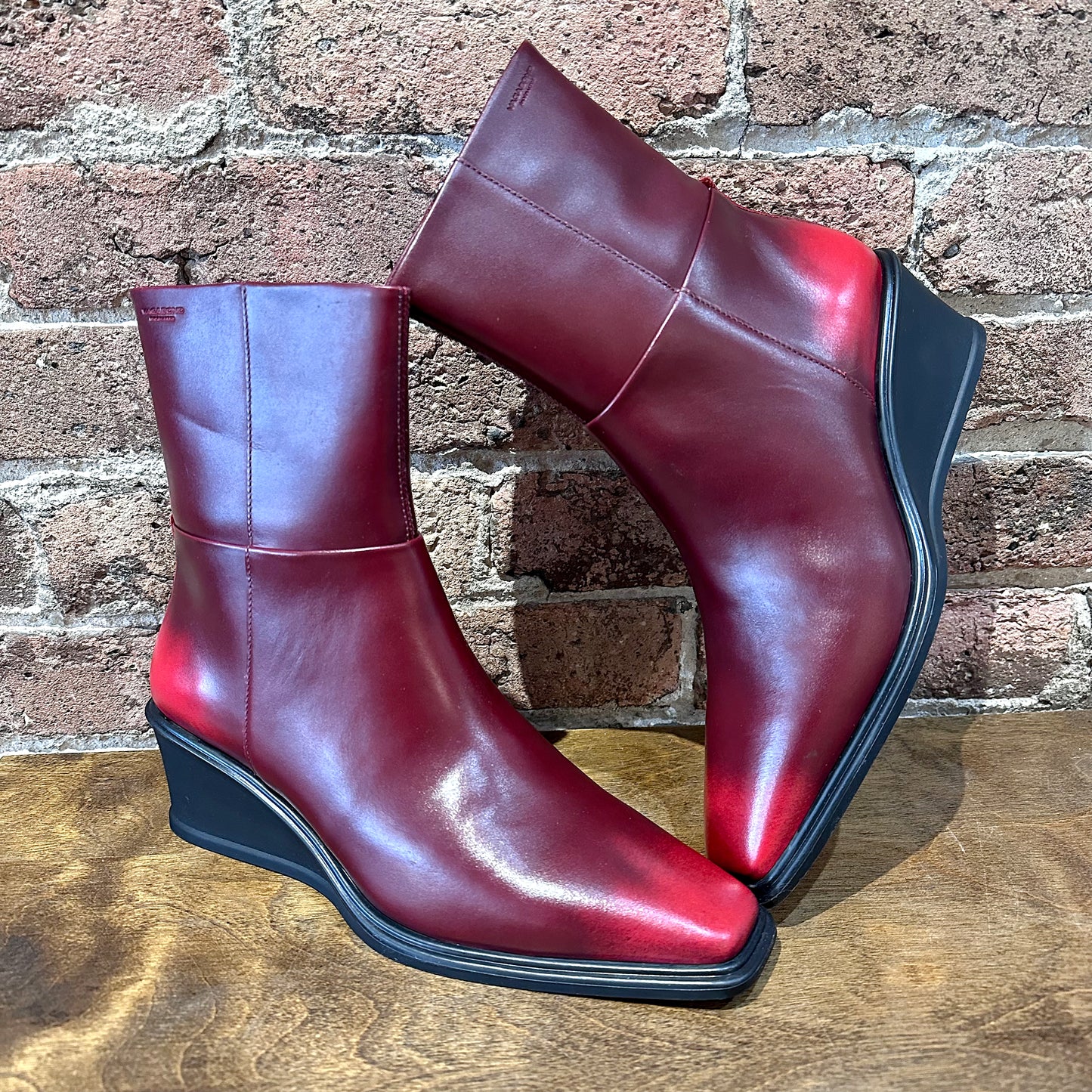 Vagabond Aino Wedge Bootie