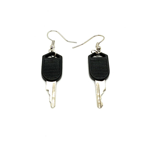 Linda Richman Black Lock Earring