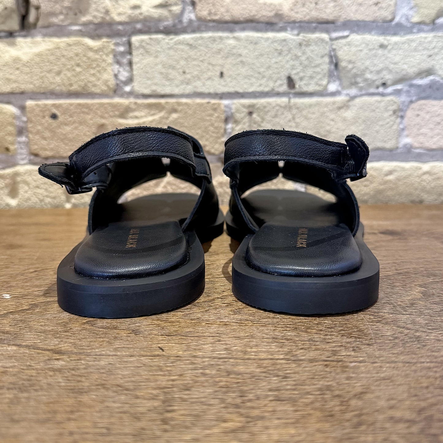 ALL BLACK Low Belt Sandal - shoostore