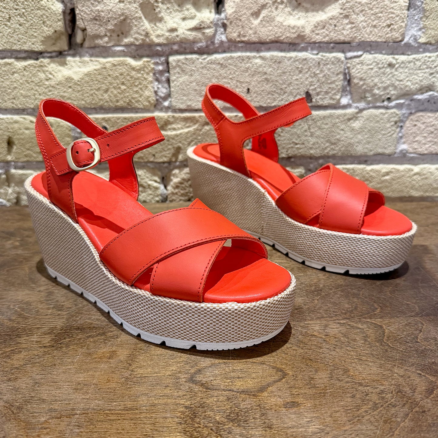 Sorel Sunpeak™ Wedge Ankle Strap Sandal - shoostore