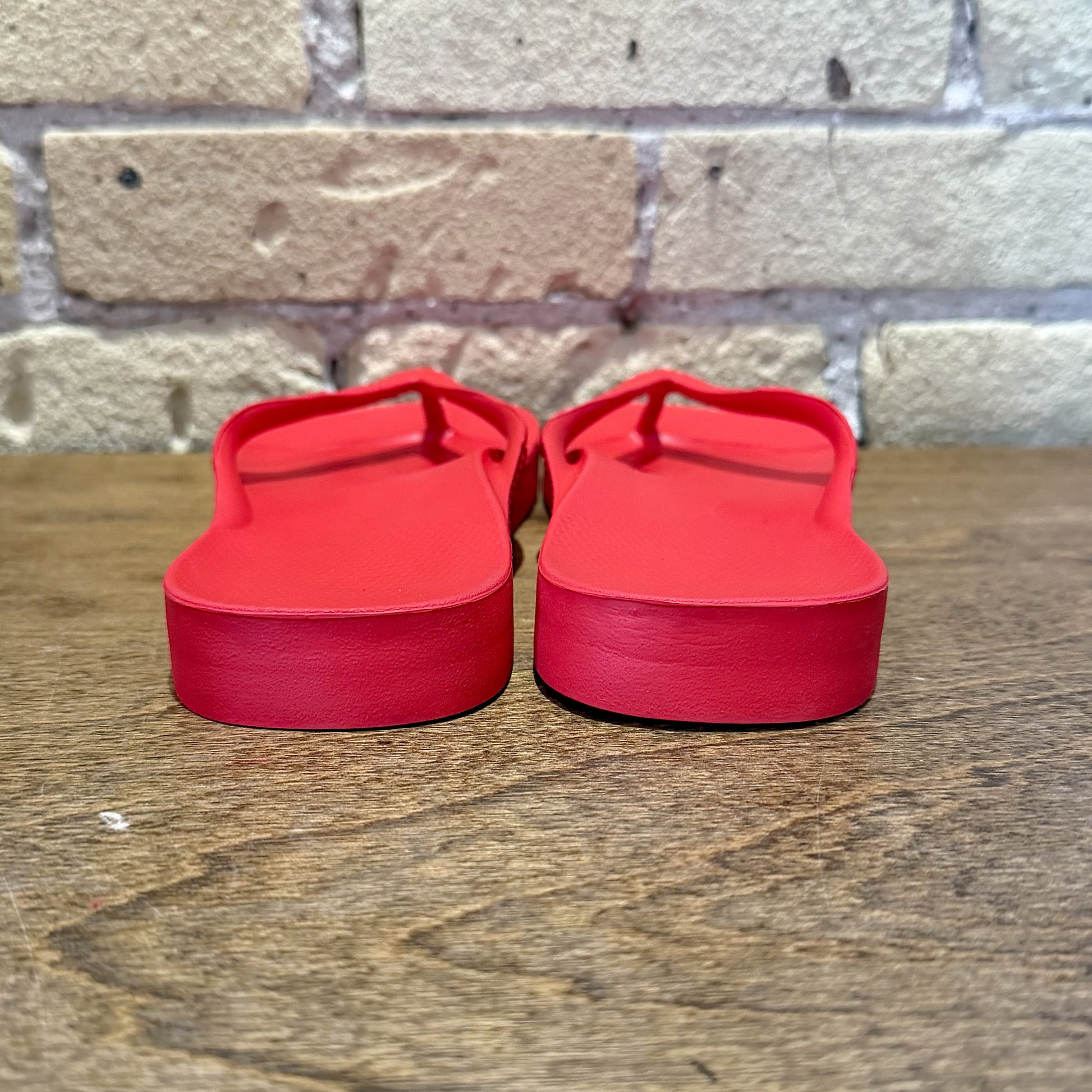 Archies Chili Red - Arch Support Flip Flops - shoostore