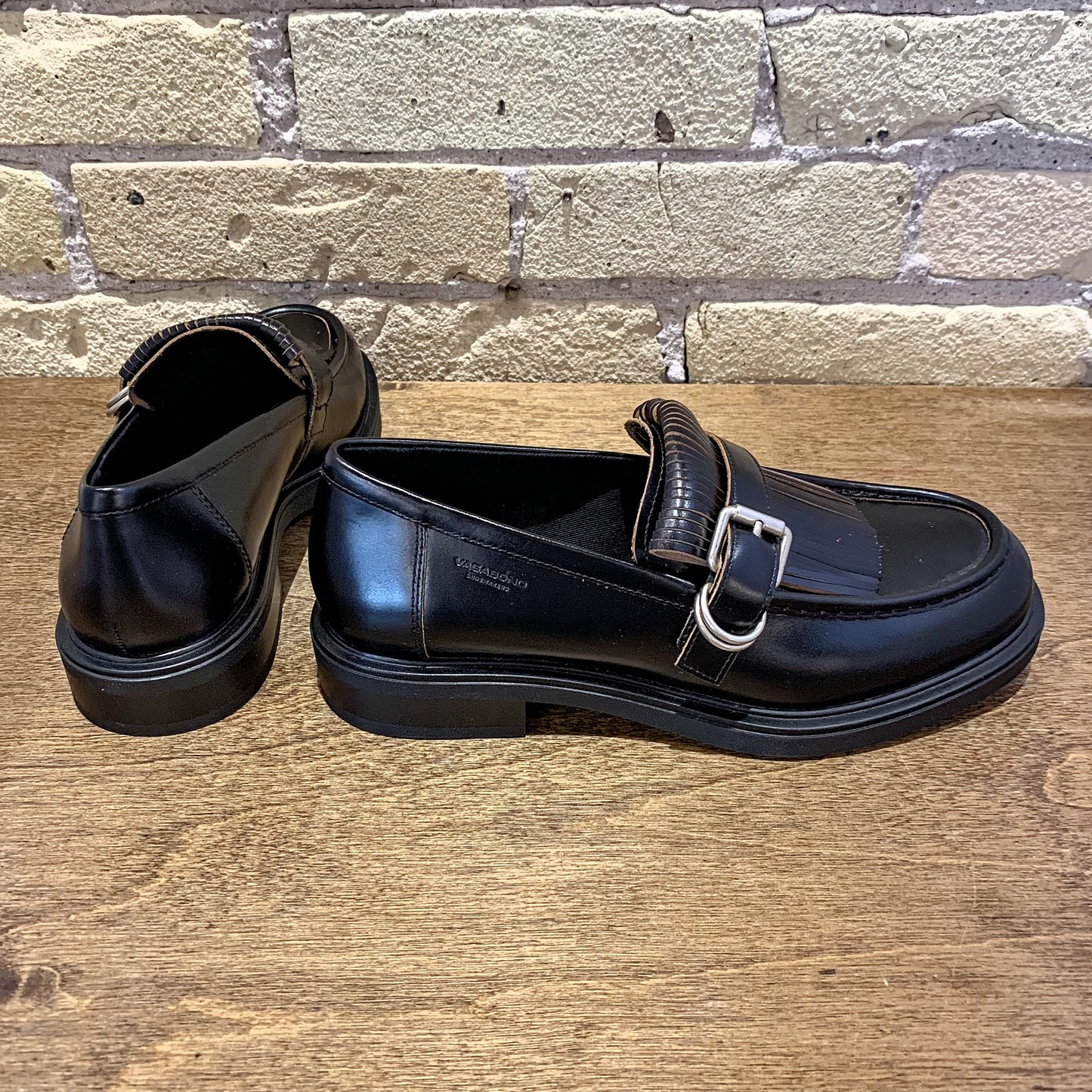 Vagabond Freya Kiltie Loafer