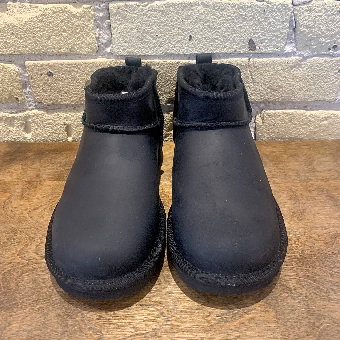 UGG Women's Classic Ultra Mini Leather